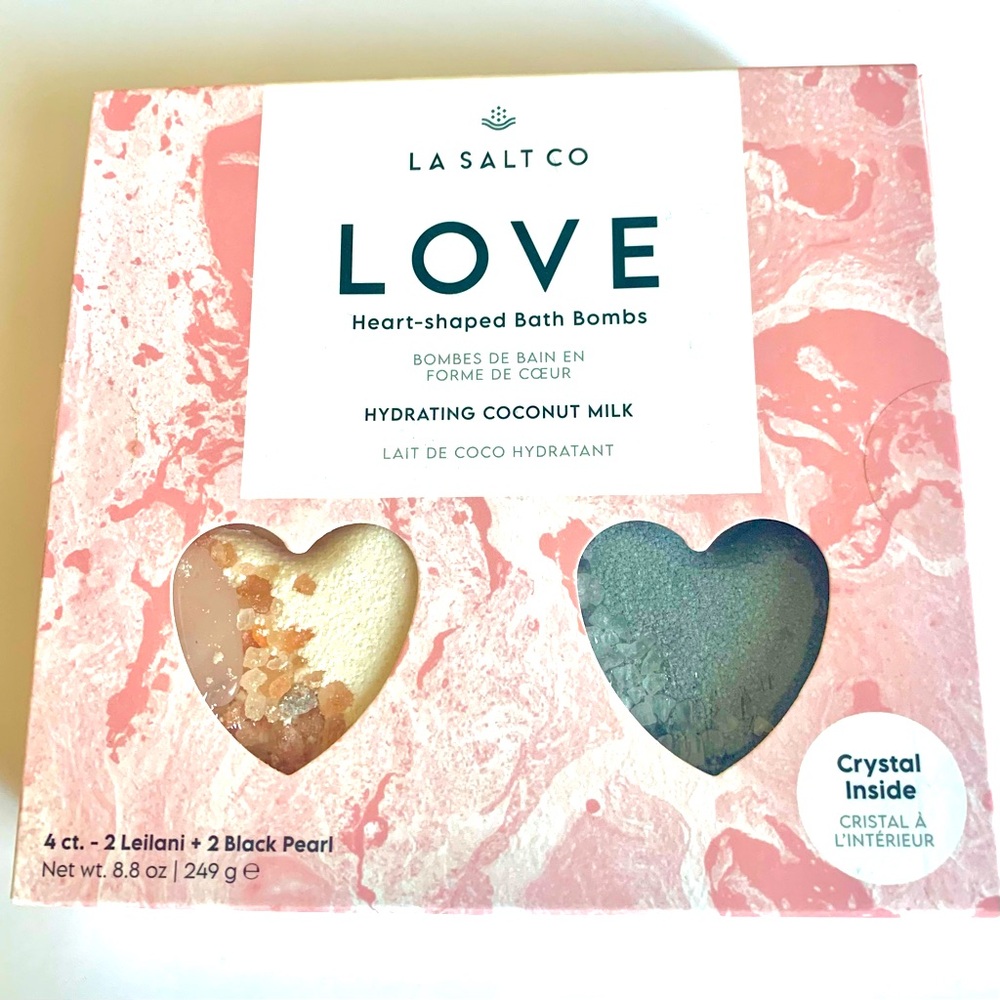 Gift Set of 4 - LOVE HEART AROMATHERAPY BATH & BODY BOMBS WITH CRYSTAL. NEW